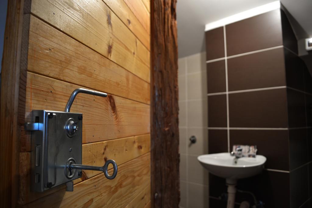 Hostel S Novi Sad Luaran gambar