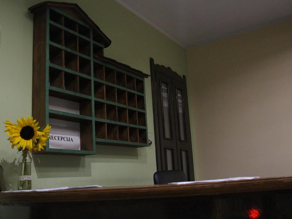 Hostel S Novi Sad Luaran gambar