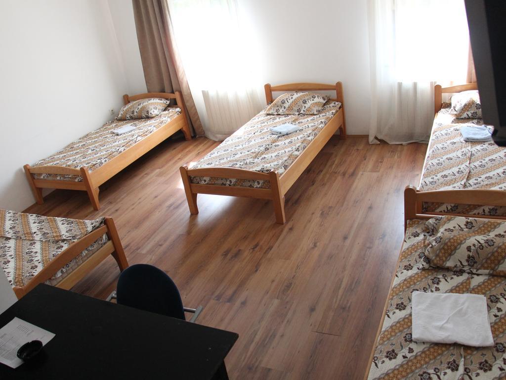 Hostel S Novi Sad Luaran gambar